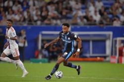 华体会体育赛事直播-里昂客场大胜，高歌猛进，领跑联赛