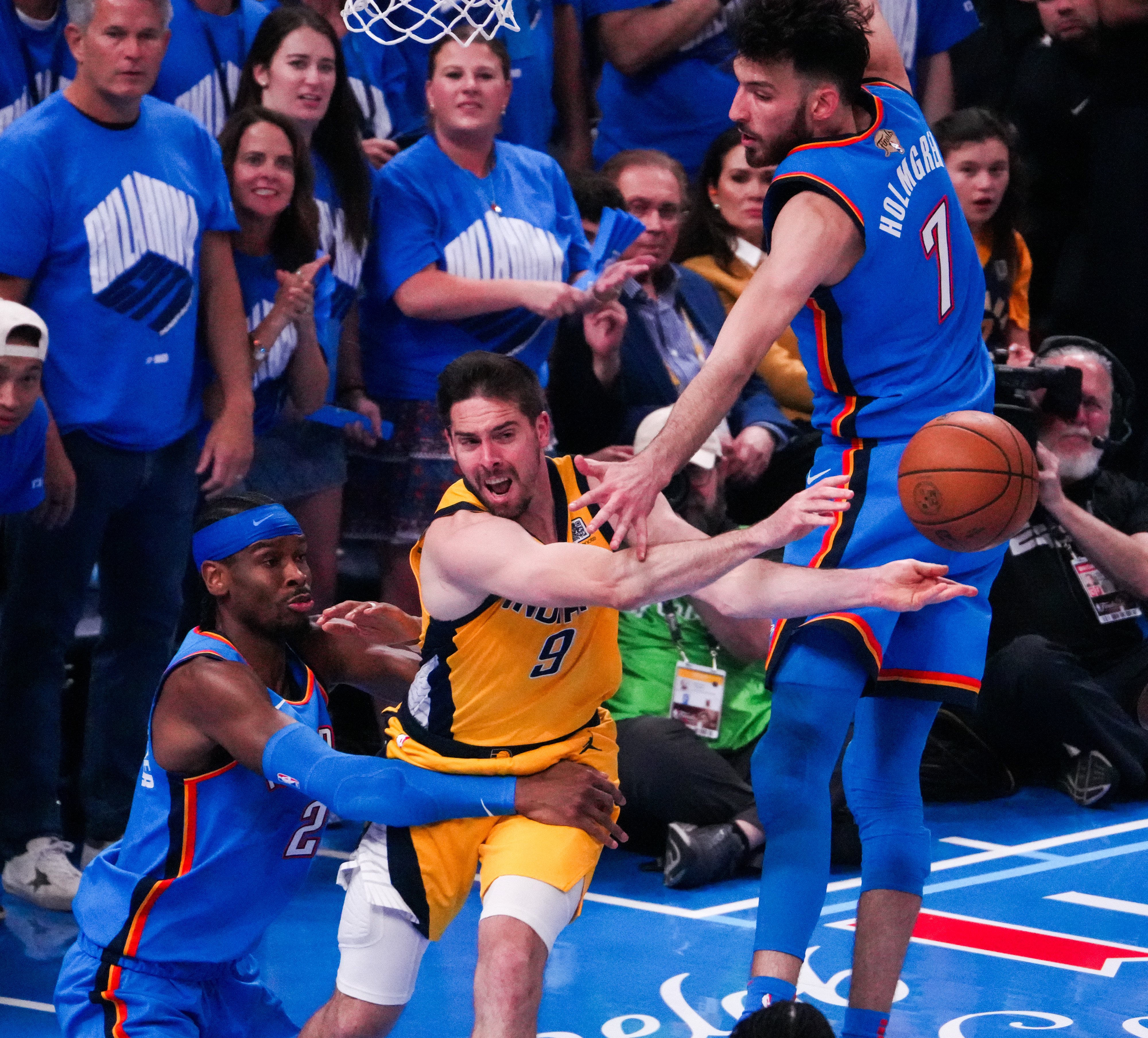 NBA球队在最近比赛中实力展示，展露冠军相