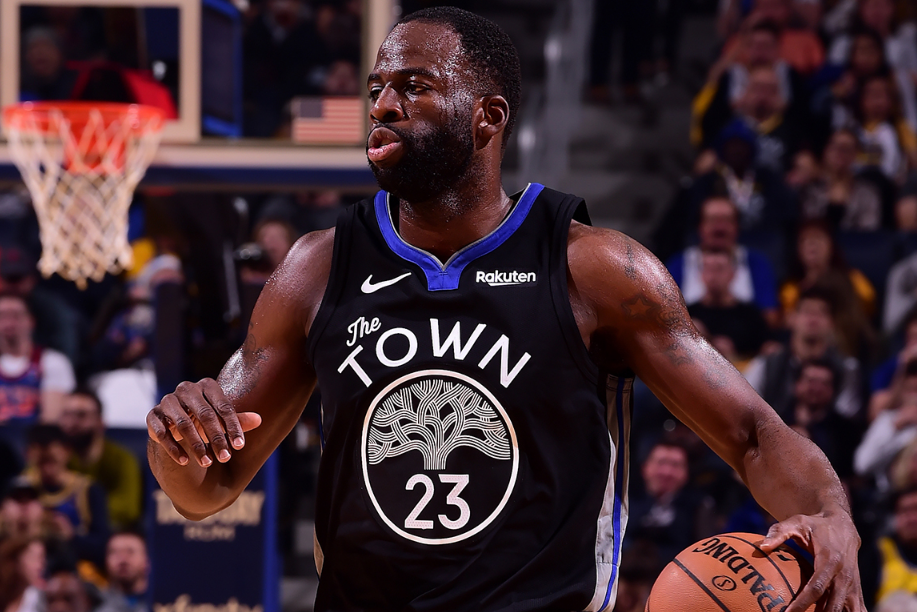 雄狮客场战胜快船,领跑西部 雄狮客场战胜快船,领跑西部