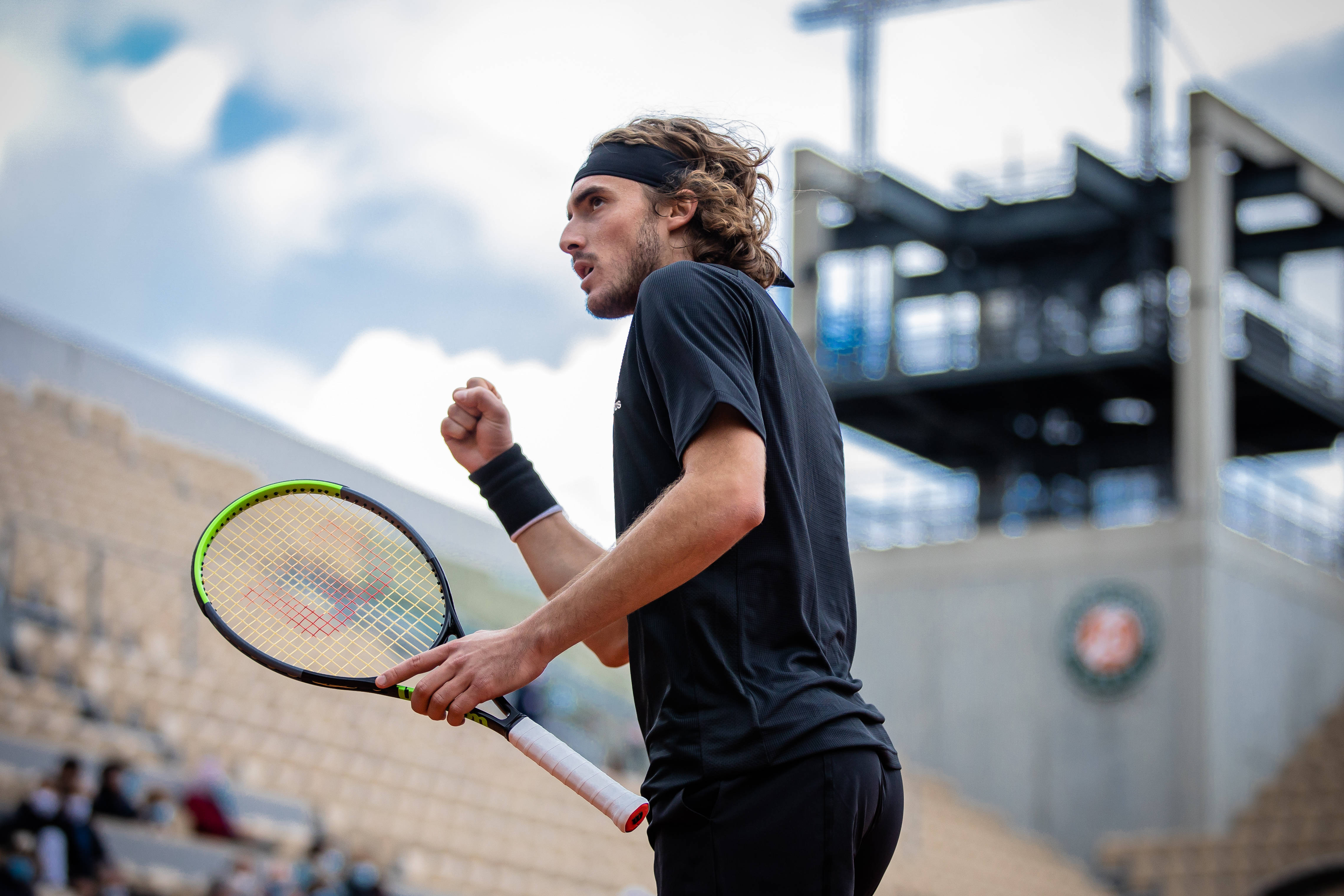 德国网球队爆冷美国网球队,西西帕斯高光表现 德国网球队爆冷美国网球队,西西帕斯高光表现