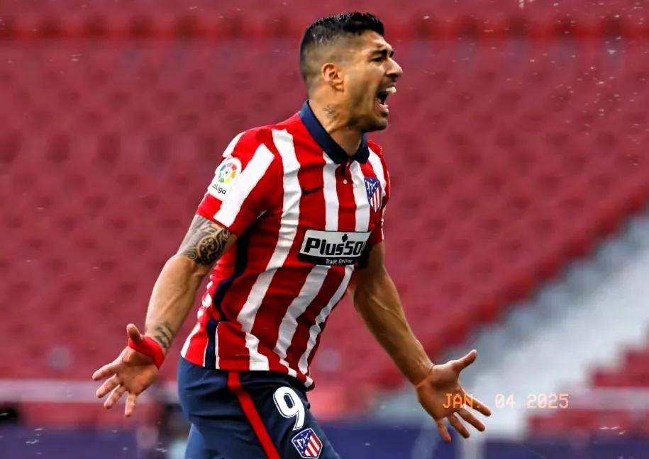 关键时刻球员表现出色,帮助球队逆转胜利 关键时刻球员表现出色,帮助球队逆转胜利